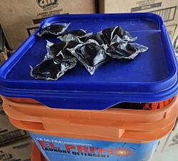 Tide pods 300ct with oxi clean or febreeze